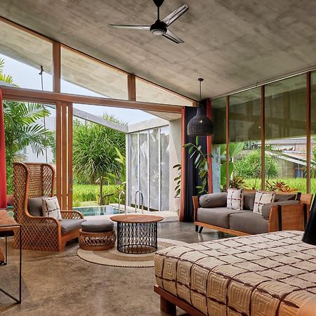 Shore Amora Canggu Екстериор снимка