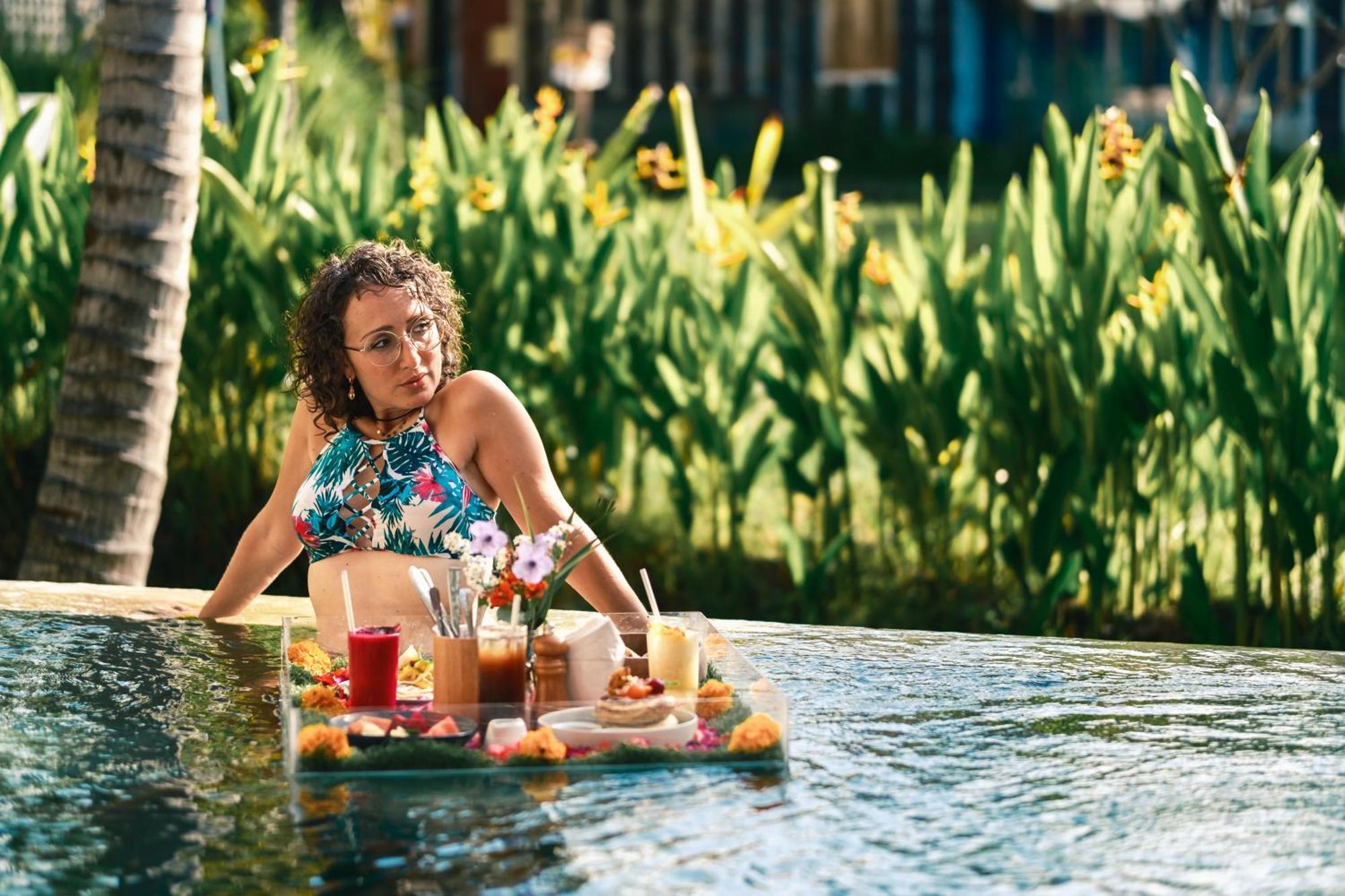 Shore Amora Canggu Екстериор снимка