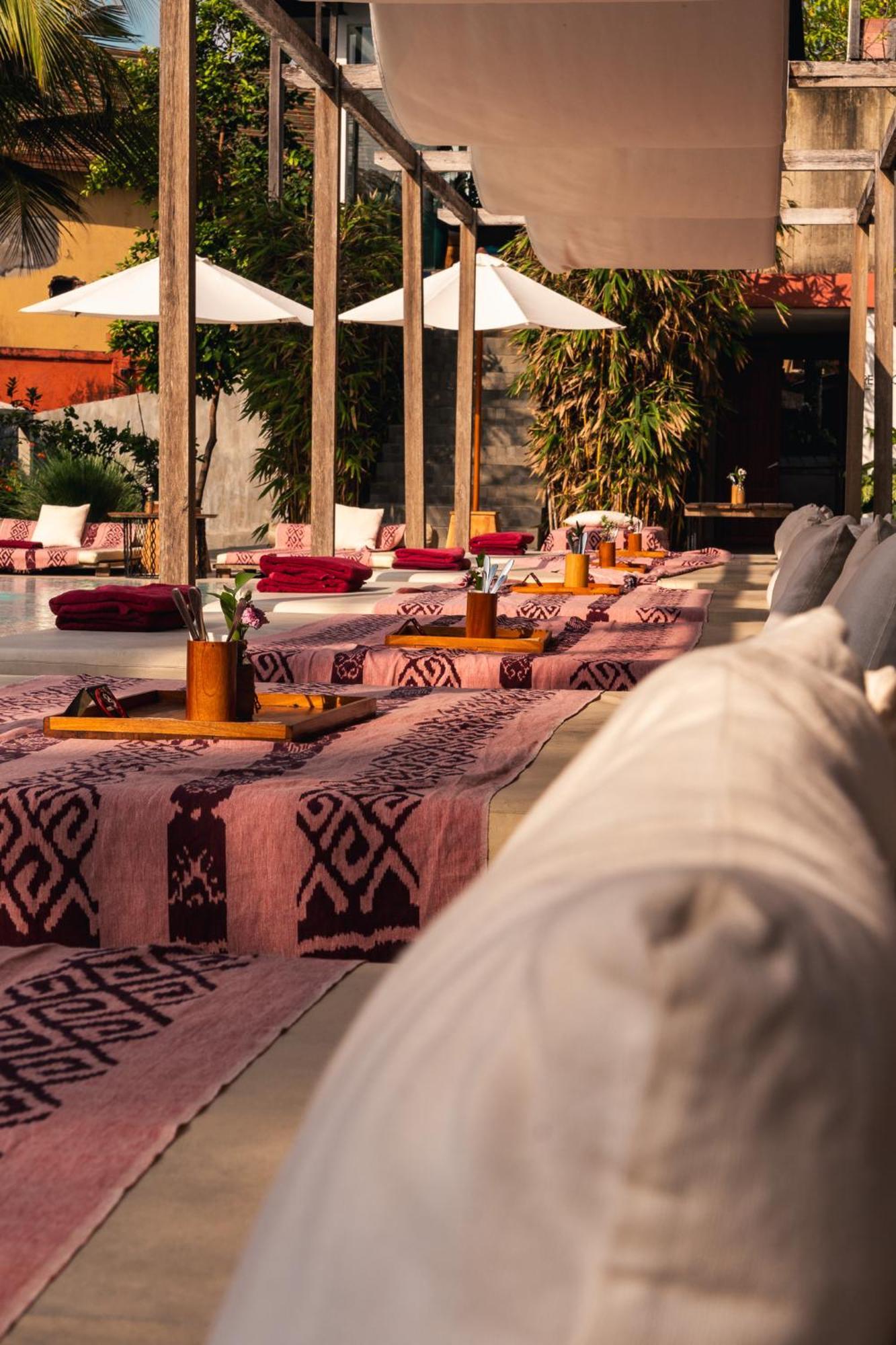 Shore Amora Canggu Екстериор снимка