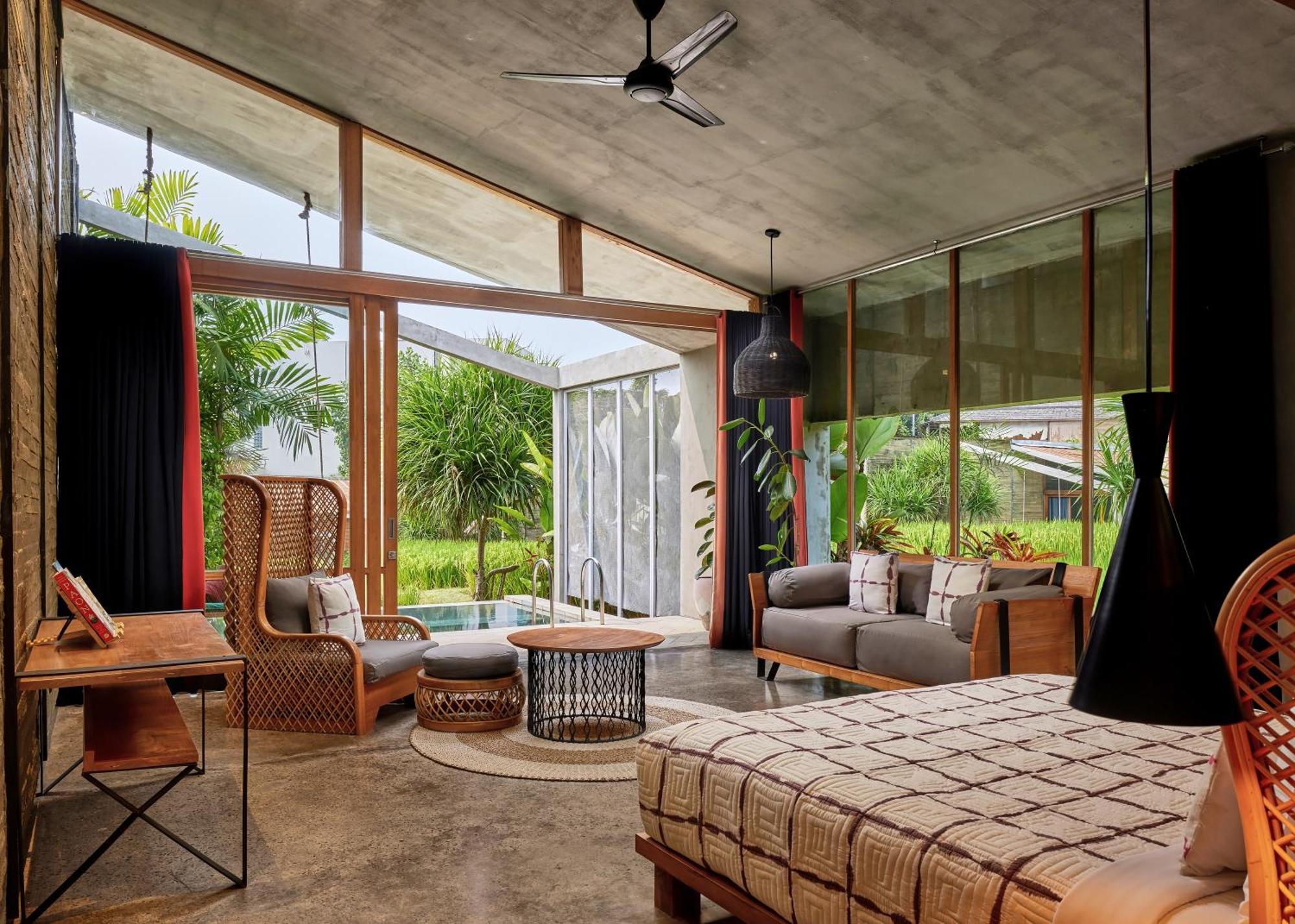 Shore Amora Canggu Екстериор снимка