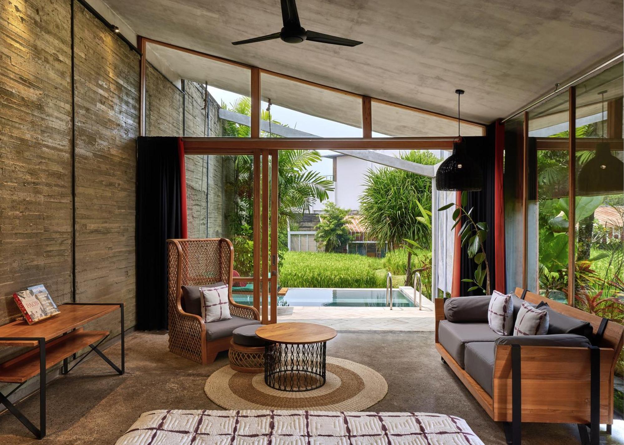 Shore Amora Canggu Екстериор снимка
